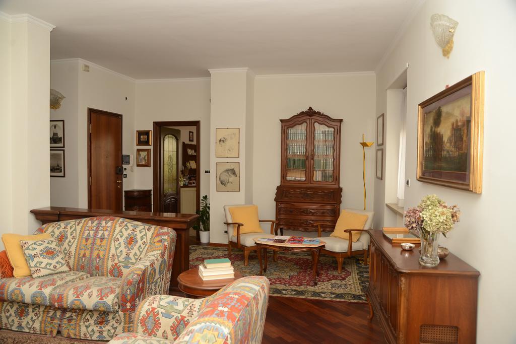 Casa Delle Ortensie Acomodação com café da manhã Alpignano Exterior foto